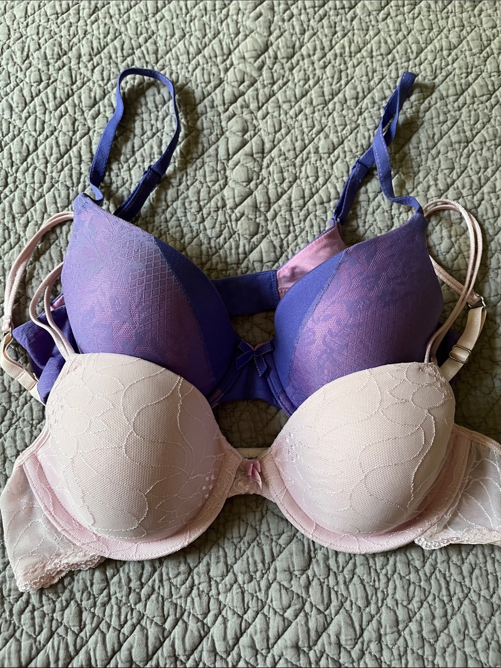 2 Lace underwire Bras in Purple and Light Pink - Women's Intimates - 34B